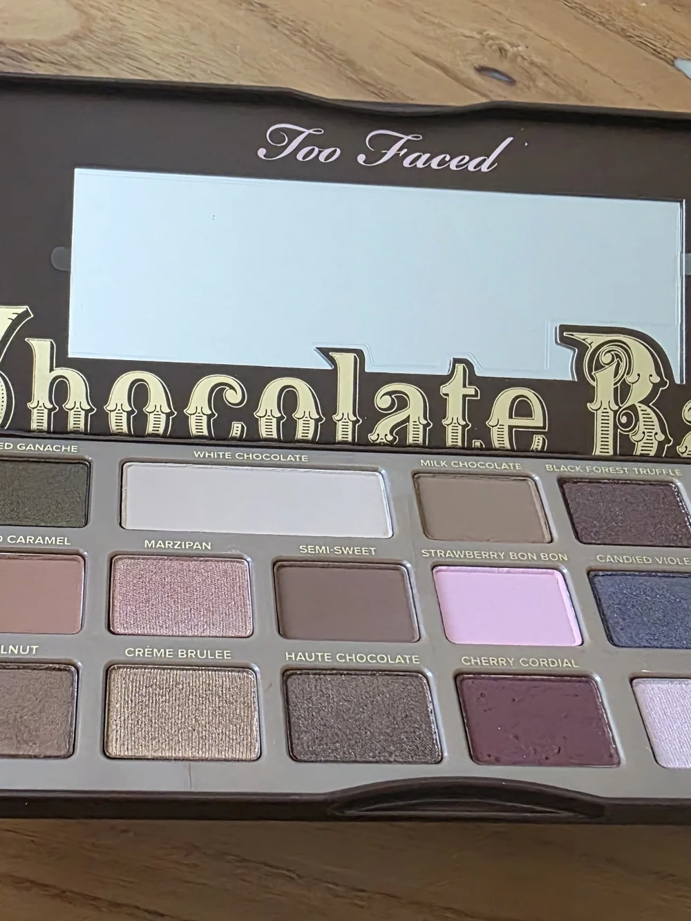 Too Faced Chocolate Bar Eyeshadow Palette - Pink Packaging